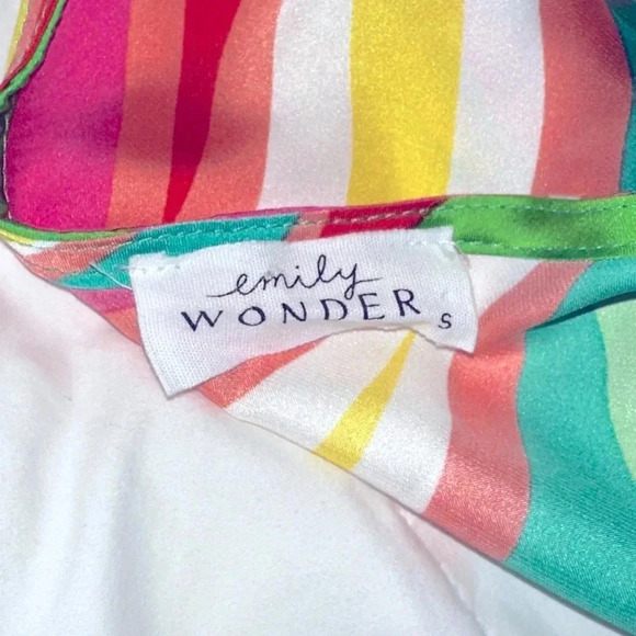 Emily Wonder funky one shoulder slinky top size - Picture 4 of 4